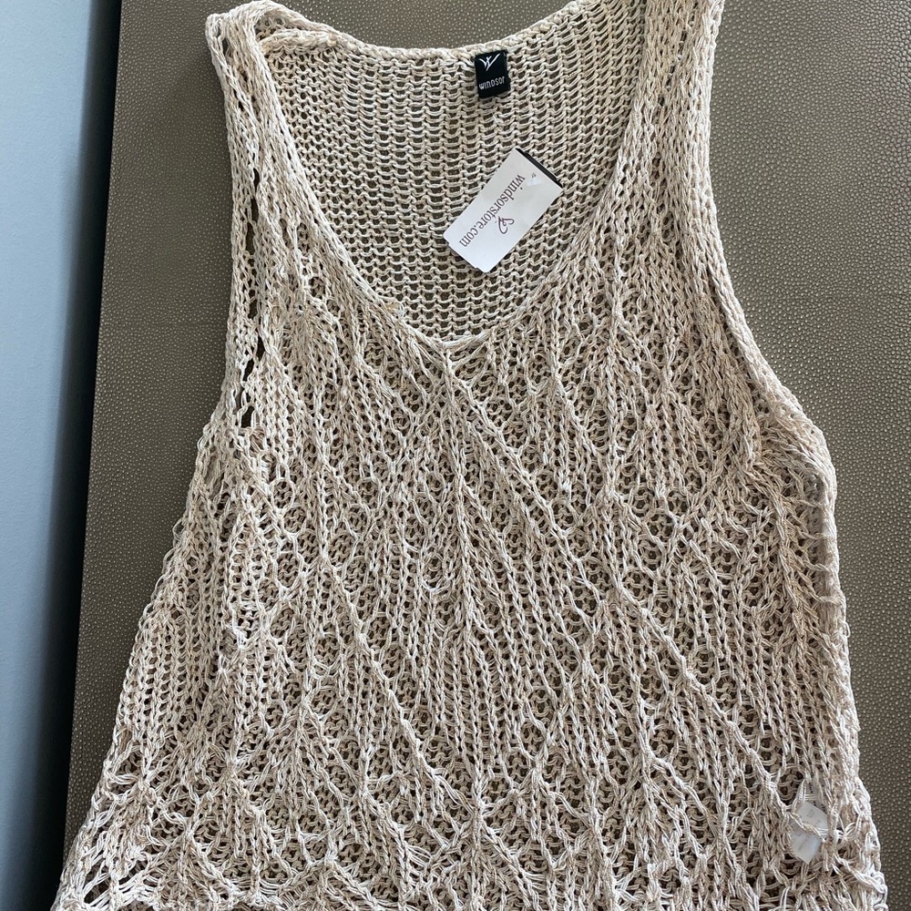 Windsor fashion beige crochet top size small new!
